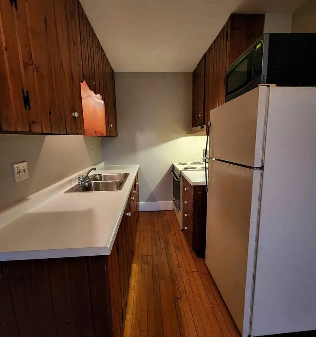2 bed, $800 — Photo 4