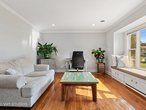 4th image of 30367 N Center Ave