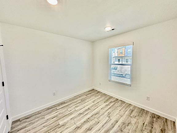 5th image of 1101 States Ave