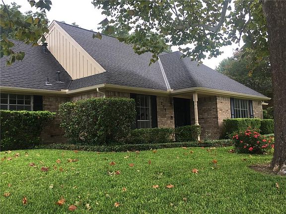 2nd image of 210 Rockbrook Dr