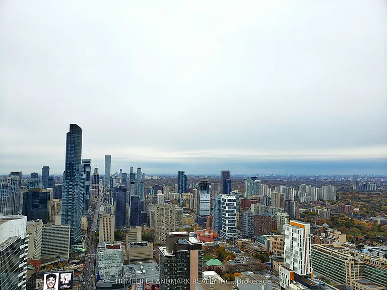 197 Yonge St #5312 — Photo 4