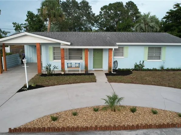6455 Colonial Dr, Sarasota, FL 34231