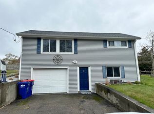 19 Kingwood St, Wareham, MA 02571