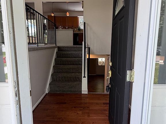 3rd image of 125 Yale Ave