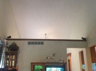 707 W Sutton Rd, Metamora, MI 48455