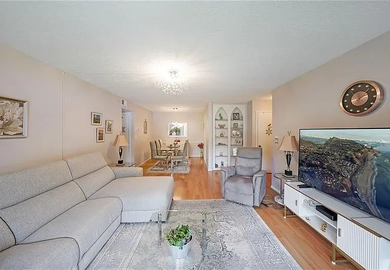 6851 Roswell Rd #O3 — Photo 9