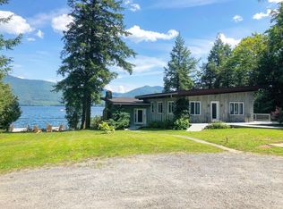 33 Fish Point Rd, Diamond Pt, NY 12824