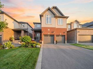 32 Arlington Pkwy, Brant, ON N3L 0G2