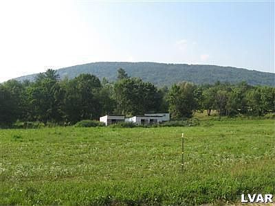 3rd image of 4872 Lehigh Dr