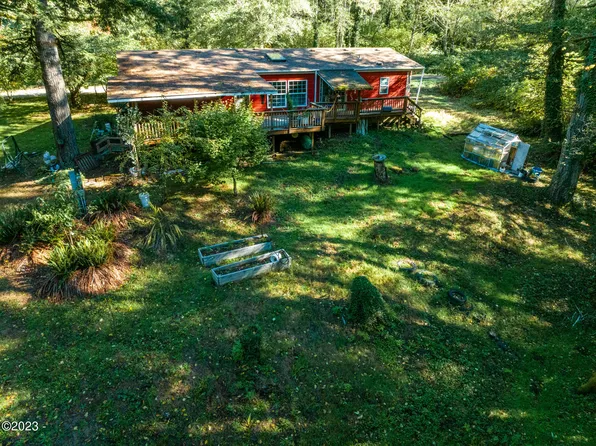 559 N Bear Creek Rd, Otis, OR 97368