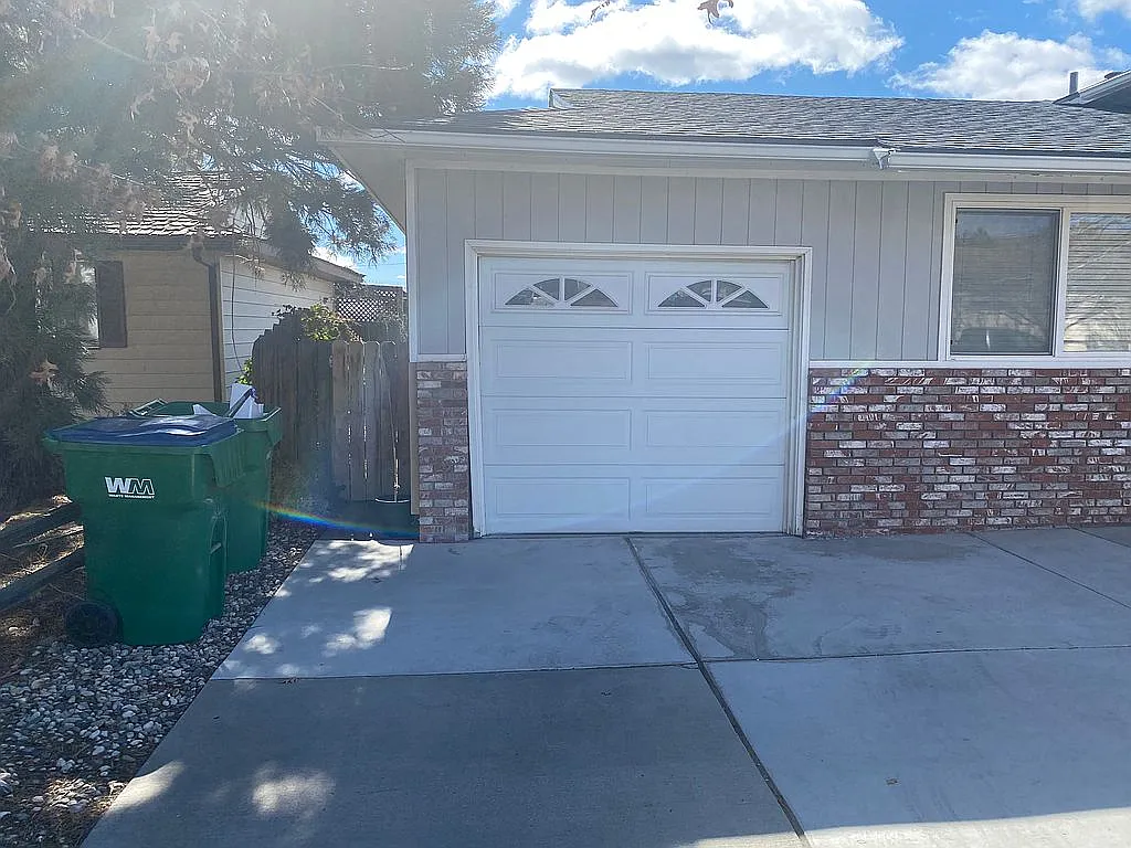 3100 Slater Ave photo 1