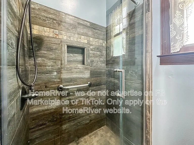 119 Elder St #A — Photo 10