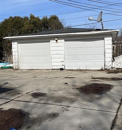 5th image of 115 Wright Ave #115