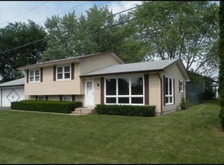 2910 Elizabeth Ln, Twin Lakes, WI 53181