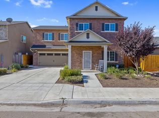 6145 E Garland Ave, Fresno, CA