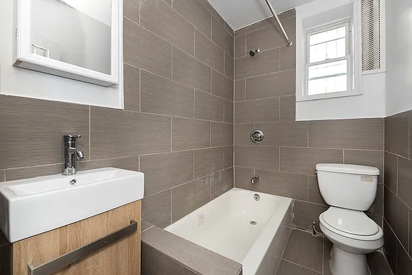 Rented by Bold New York | media 16