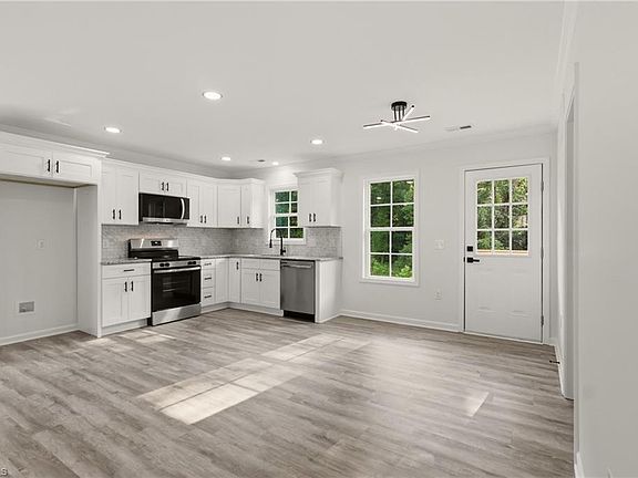 4th image of 1540 Reynolds Forest Dr