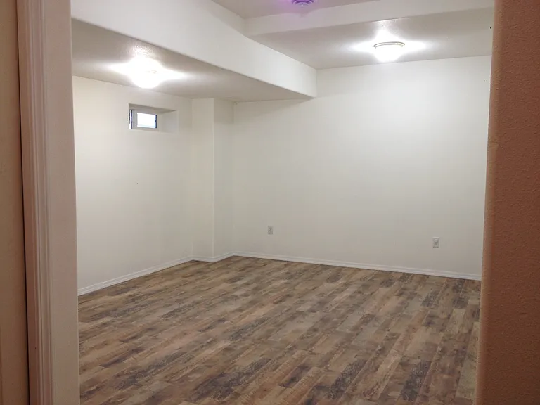 2140 SW 35th Pl #1 — Photo 9