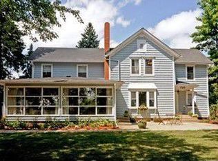 720 Bradwell Rd, Inverness, IL 60010