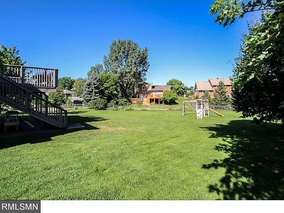 5th image of 14454 Wintergreen St NW