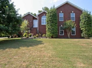 125 Cedar Forest Dr, Smyrna, TN 37167
