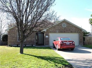 904 Ridgemont Cir, Leander, TX 78641