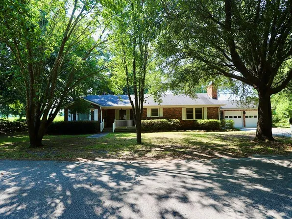 12 Bland St, Mayesville, SC 29104