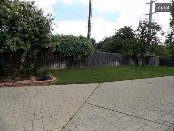 3rd image of 1305 Sylvia Dr