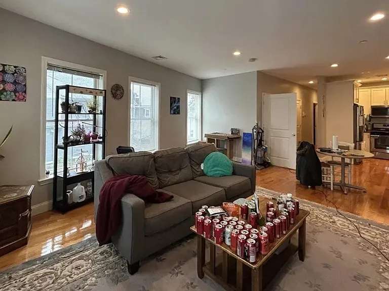 15 Dana Ave #4 — Photo 4