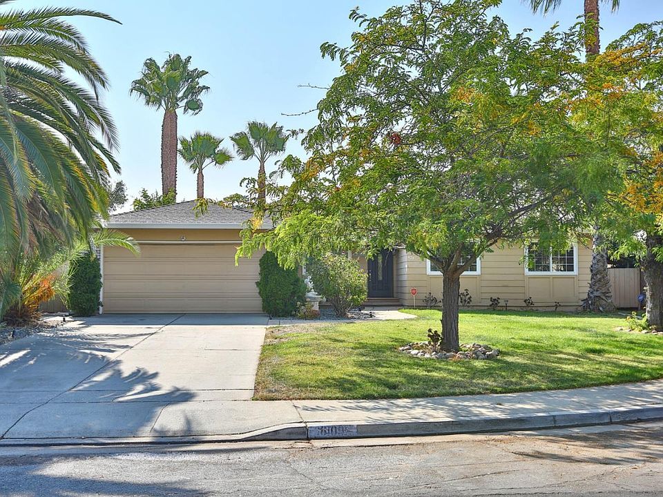 1st image of 6109 Royal Acorn Pl