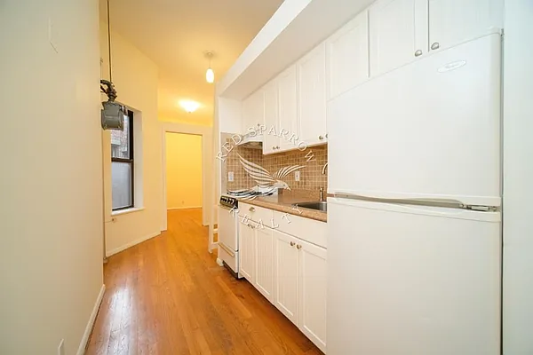 Rented by Red Sparrow Realty Group | media 29