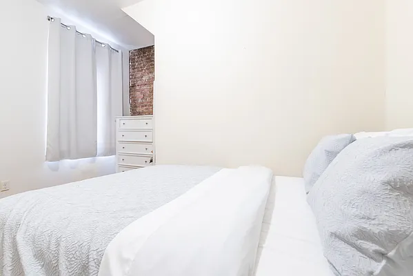 Rented by Furnished Habitat | media 20