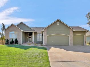 3033 N Ridge Port St, Wichita, KS 67205