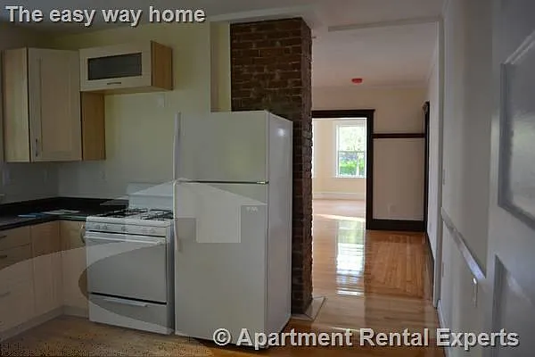 132 Auburn St #1 — Photo 6