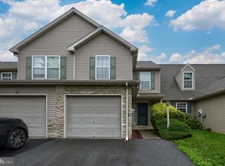 35 Tumbling Run, Lititz, PA 17543
