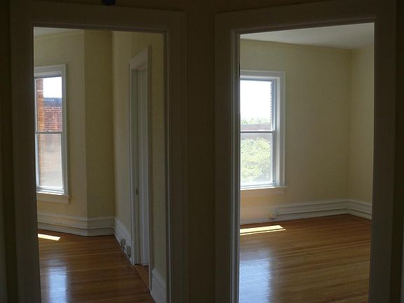 4th image of 120 N Oak Park Ave APT 302