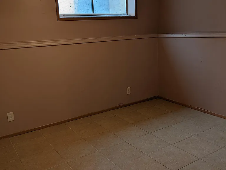 4610 S Holden St #B — Photo 13