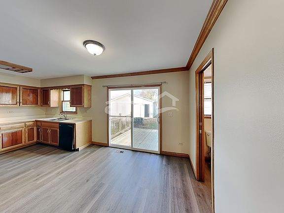 4th image of 2615 Frank Turk Dr