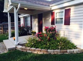 299 S Carl St, Siloam Springs, AR 72761
