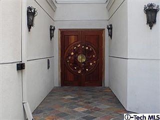 2nd image of 600 E Magnolia Blvd APT 101