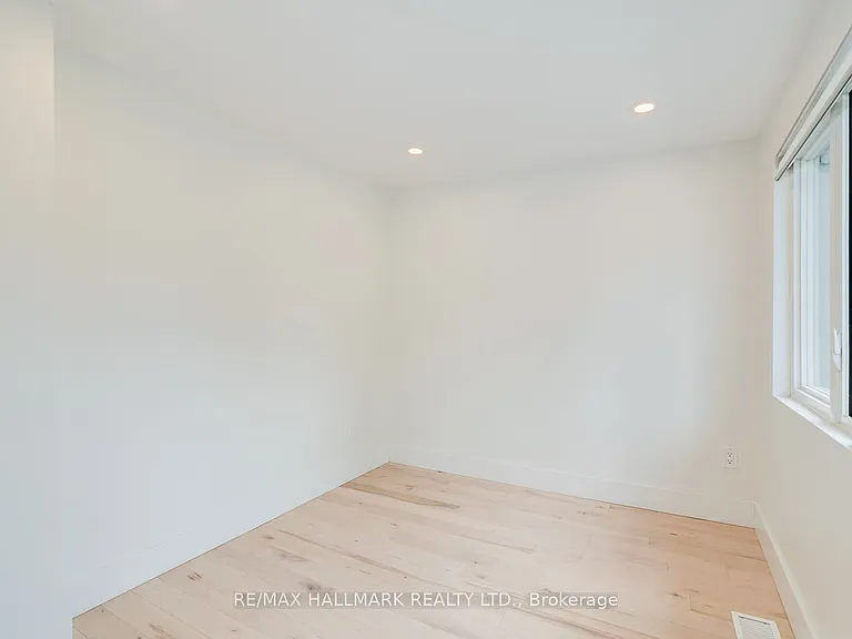 37 Craven Rd — Photo 17