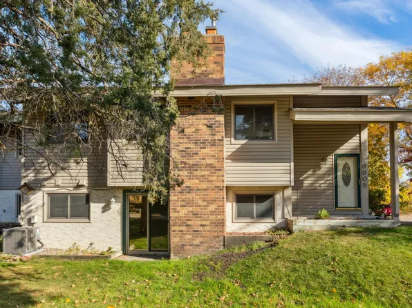 9805 Dorset Ln, Eden Prairie, MN 55347