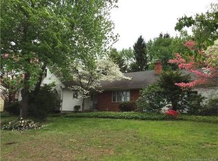 61 Surrey Dr, Wethersfield, CT 06109