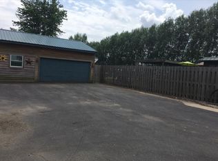 3339 Brown Rd, New Berlin, IL 62670