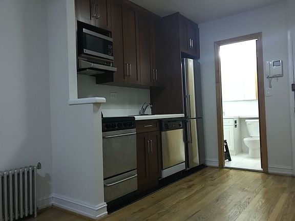 2nd image of 217 E 84th St APT 3D