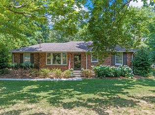 624 Barrywood Dr, Nashville, TN 37220