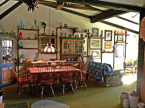 2nd image of 40 Abbot Ln