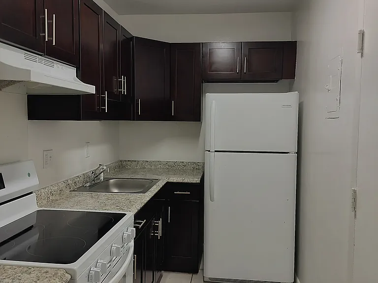 5970 NE 18th Ave #307 — Photo 1
