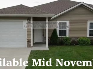 9311 N Robinhood Ave, Kansas City, MO 64154