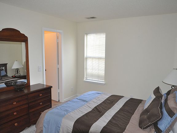 4th image of 107 Paces Brook Ave APT 10728